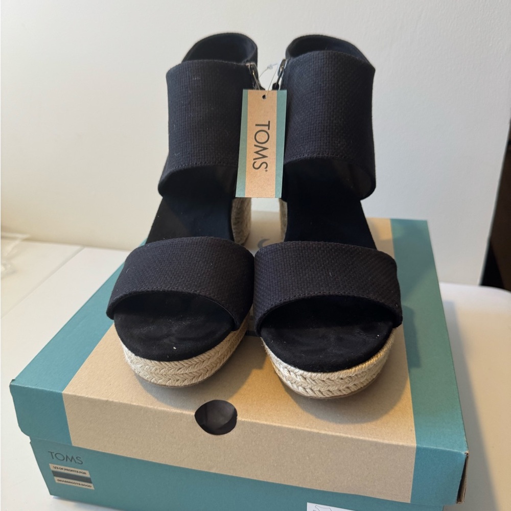 TOMS Women's Black Wedge Majorca Sandals, Size 12, BRAND NEW